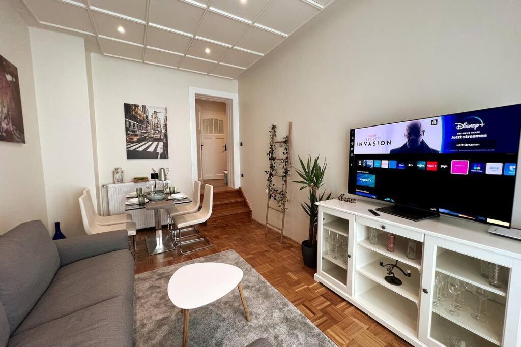 Soul-Apartment Terrasse Privat-Parkplatz Boxspringbett 55Zoll Tv Wlan Leipzig Luaran gambar