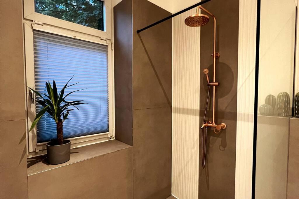 Soul-Apartment Terrasse Privat-Parkplatz Boxspringbett 55Zoll Tv Wlan Leipzig Luaran gambar