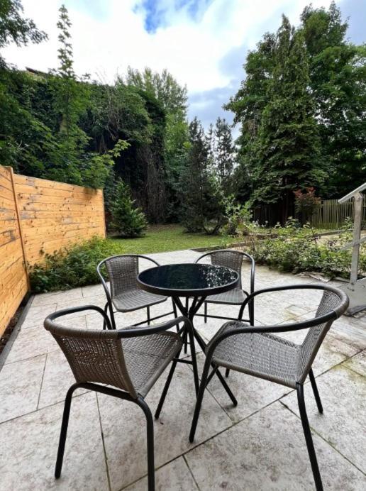 Soul-Apartment Terrasse Privat-Parkplatz Boxspringbett 55Zoll Tv Wlan Leipzig Luaran gambar